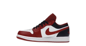 Jordan 1 Low Bulls