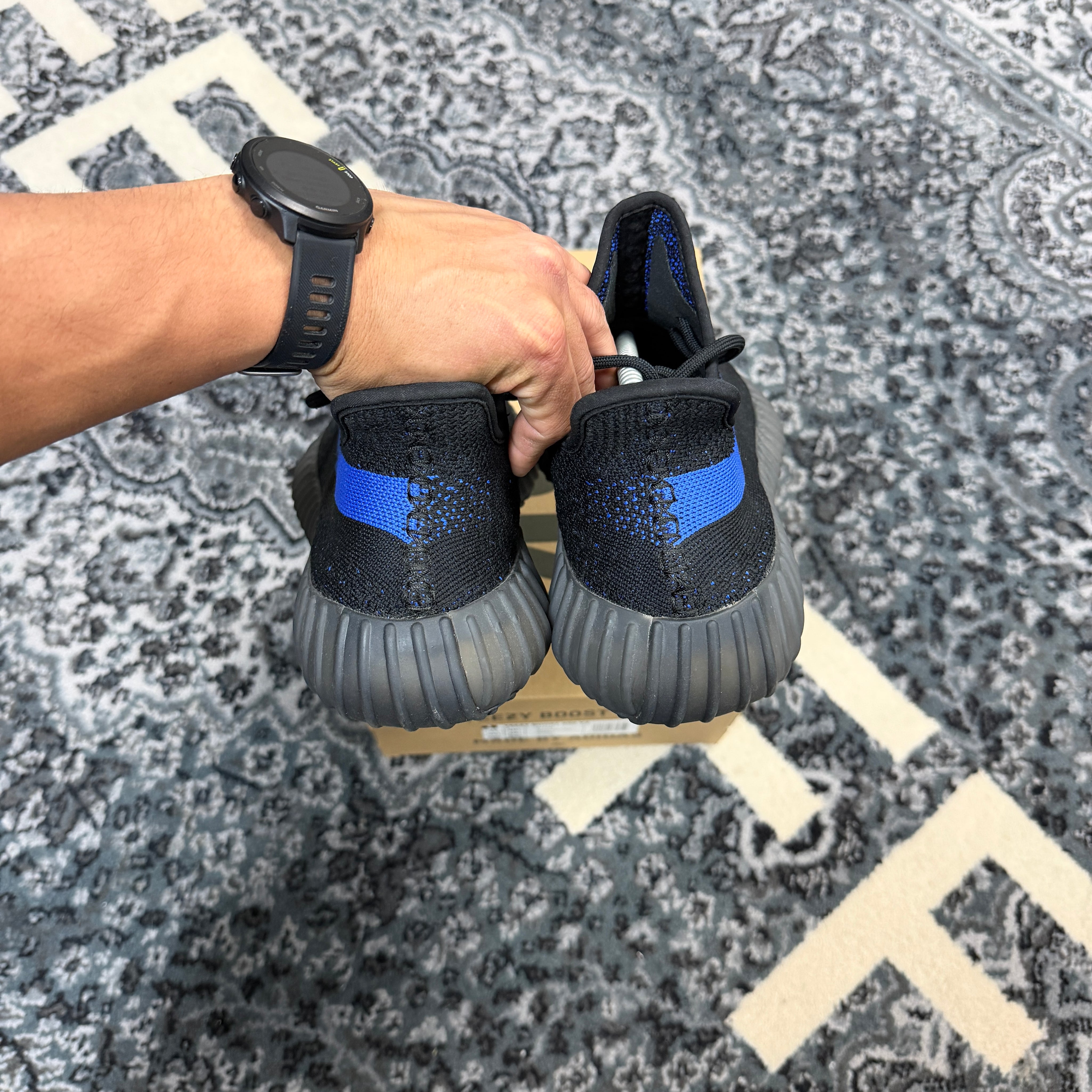 Adidas Yeezy Boost 350 V2 Dazzling Blue (Preowned)