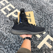 Adidas Yeezy Boost 350 V2 Dazzling Blue (Preowned)