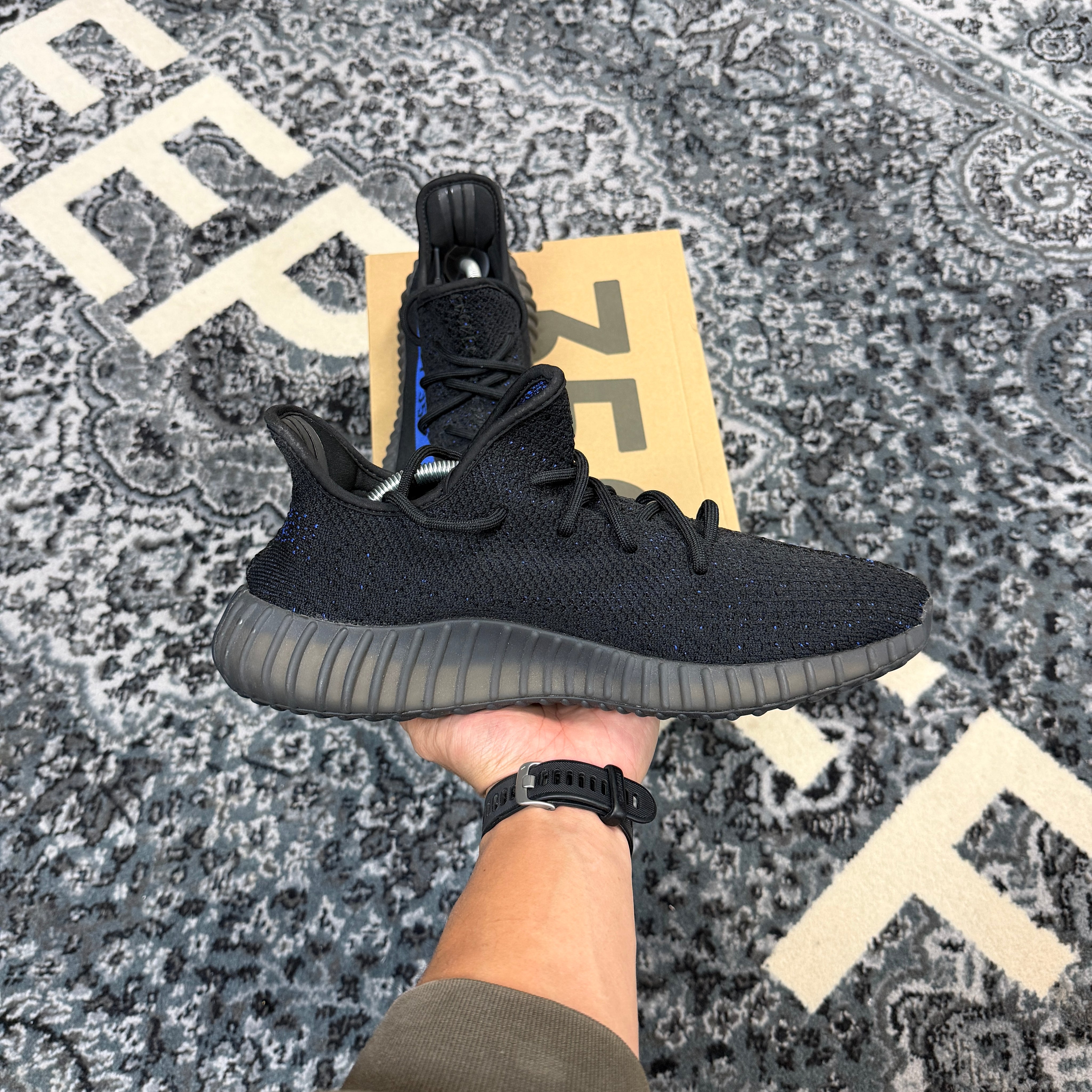Adidas Yeezy Boost 350 V2 Dazzling Blue (Preowned)