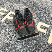 Jordan 4 Retro Red Thunder (Preowned)