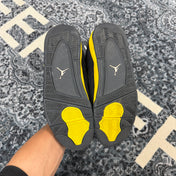 Jordan 4 Retro Thunder (2023) (Preowned)