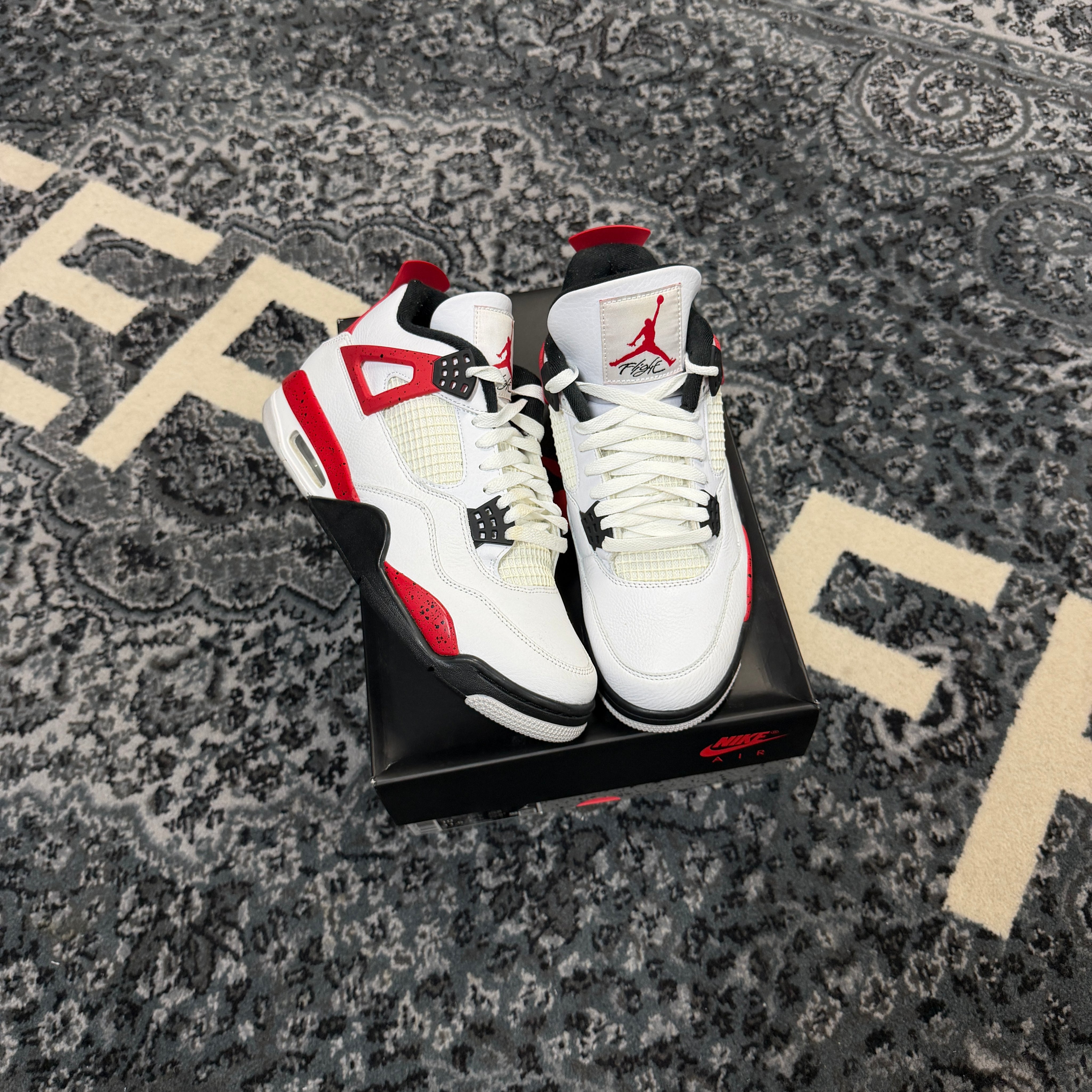 Jordan 4 Retro Red Cement (Preowned)