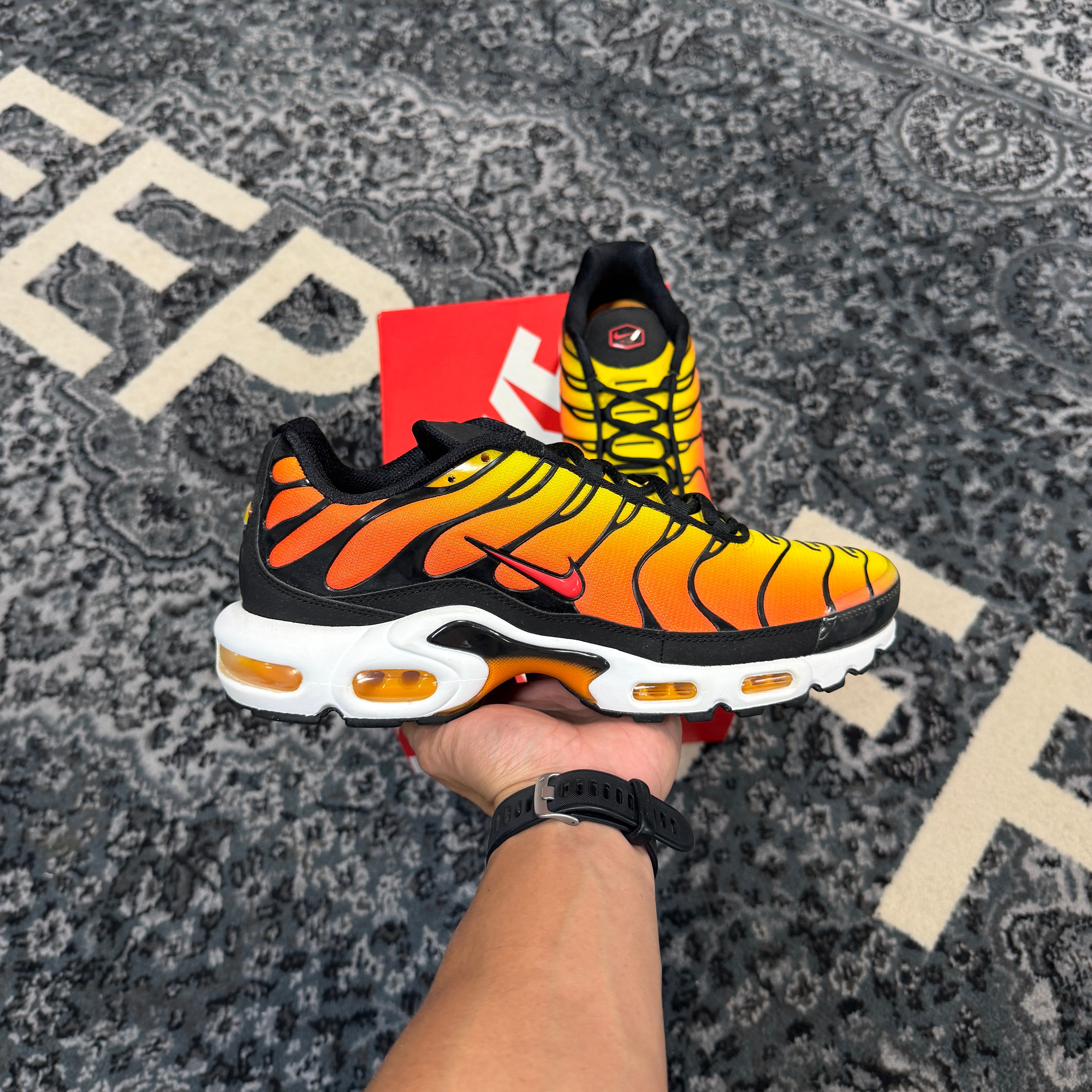 Nike Air Max Plus Sunset (2024) (Preowned)