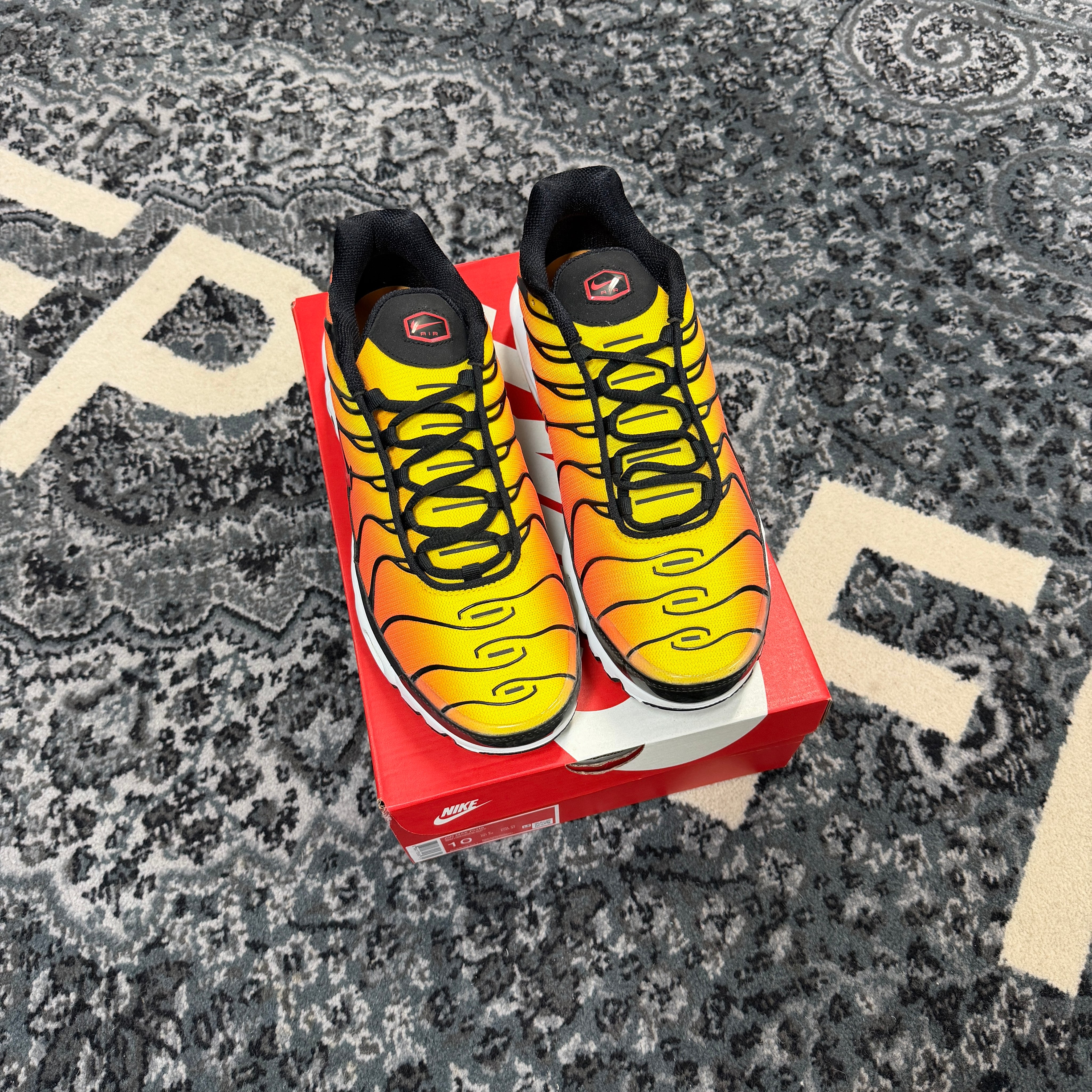 Nike Air Max Plus Sunset (2024) (Preowned)