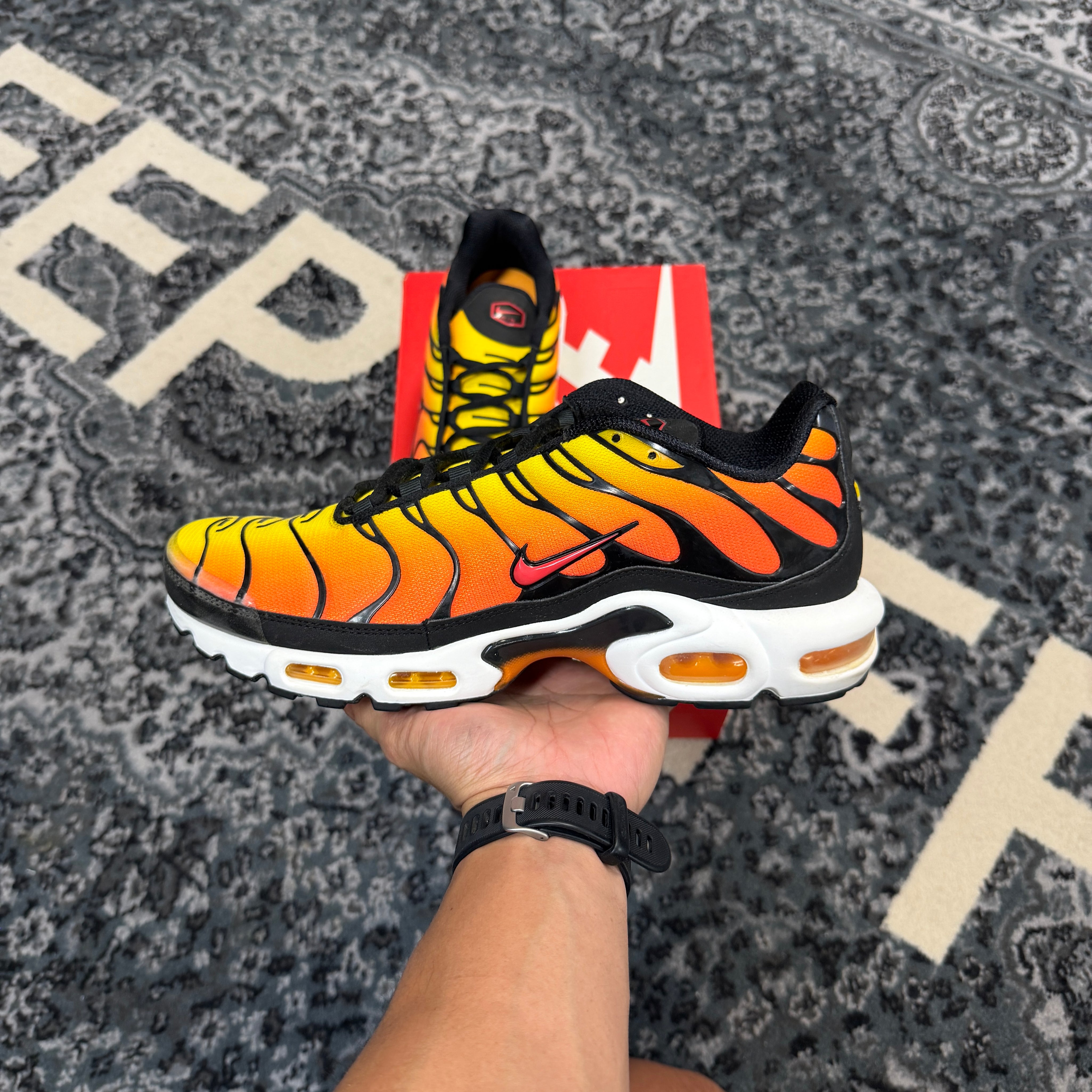 Nike Air Max Plus Sunset (2024) (Preowned)