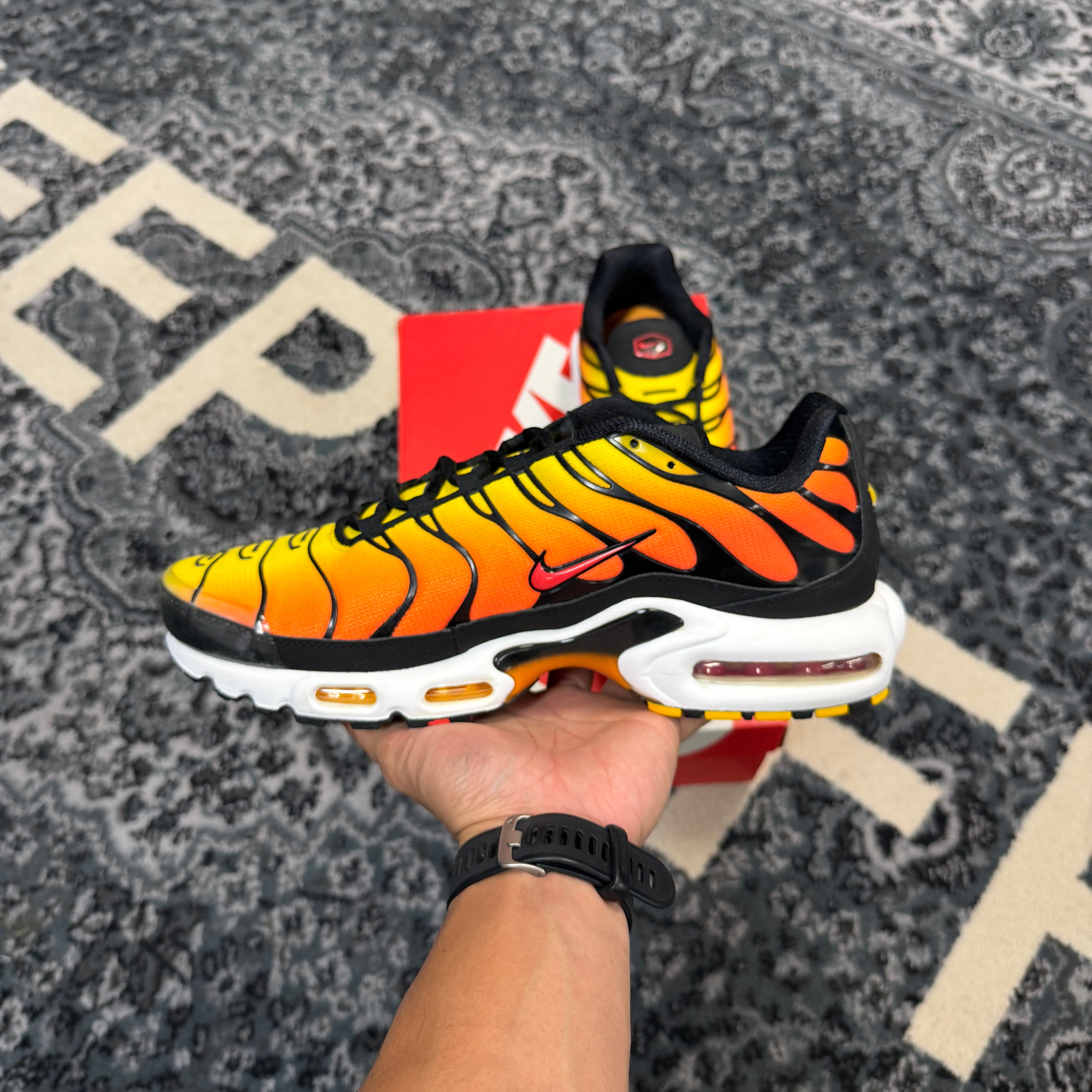 Nike Air Max Plus Sunset (2024) (Preowned)