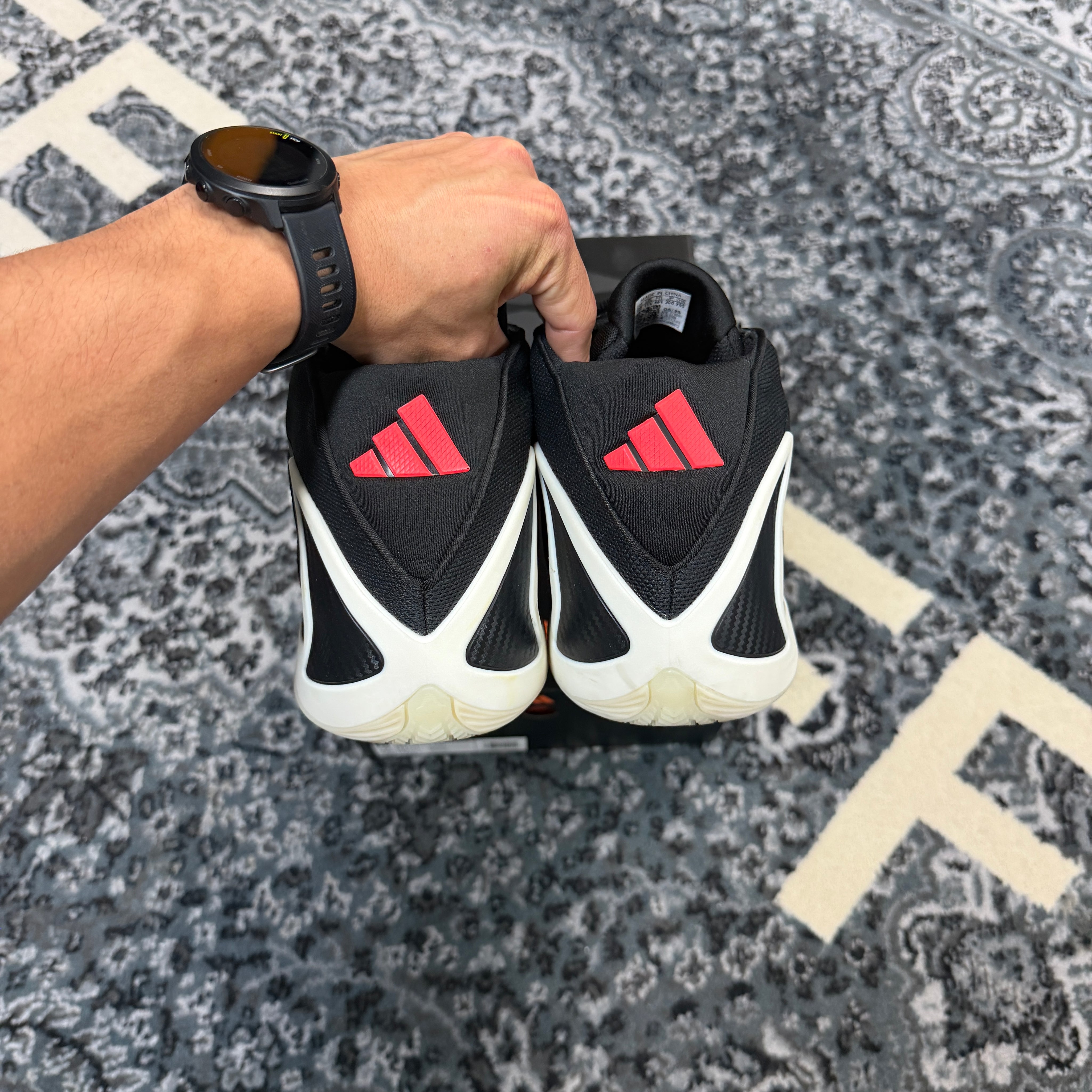 Adidas AE 2 Black White Red (Preowned)