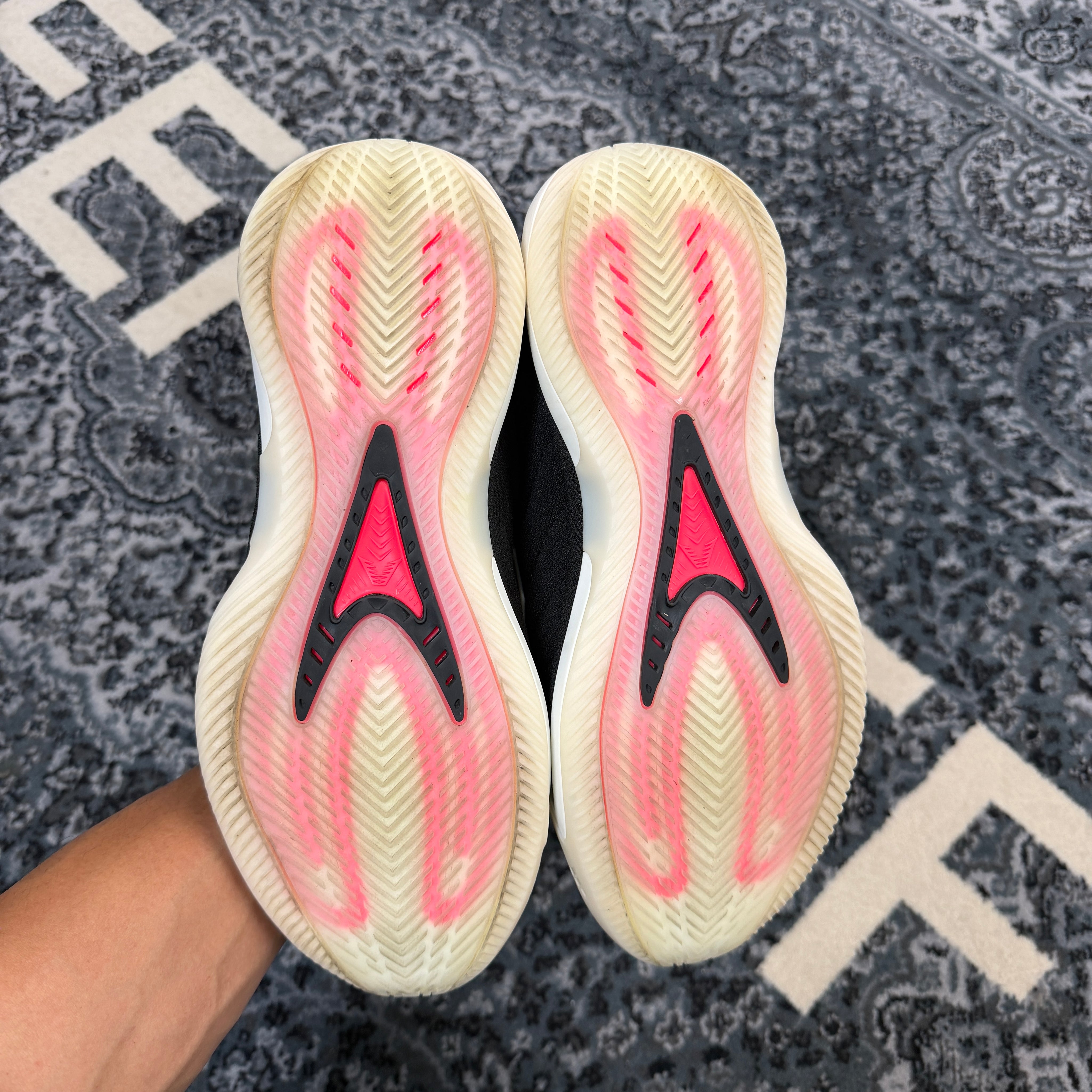 Adidas AE 2 Black White Red (Preowned)