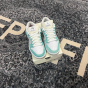 Nike SB Dunk Low April Skateboards (Preowned)