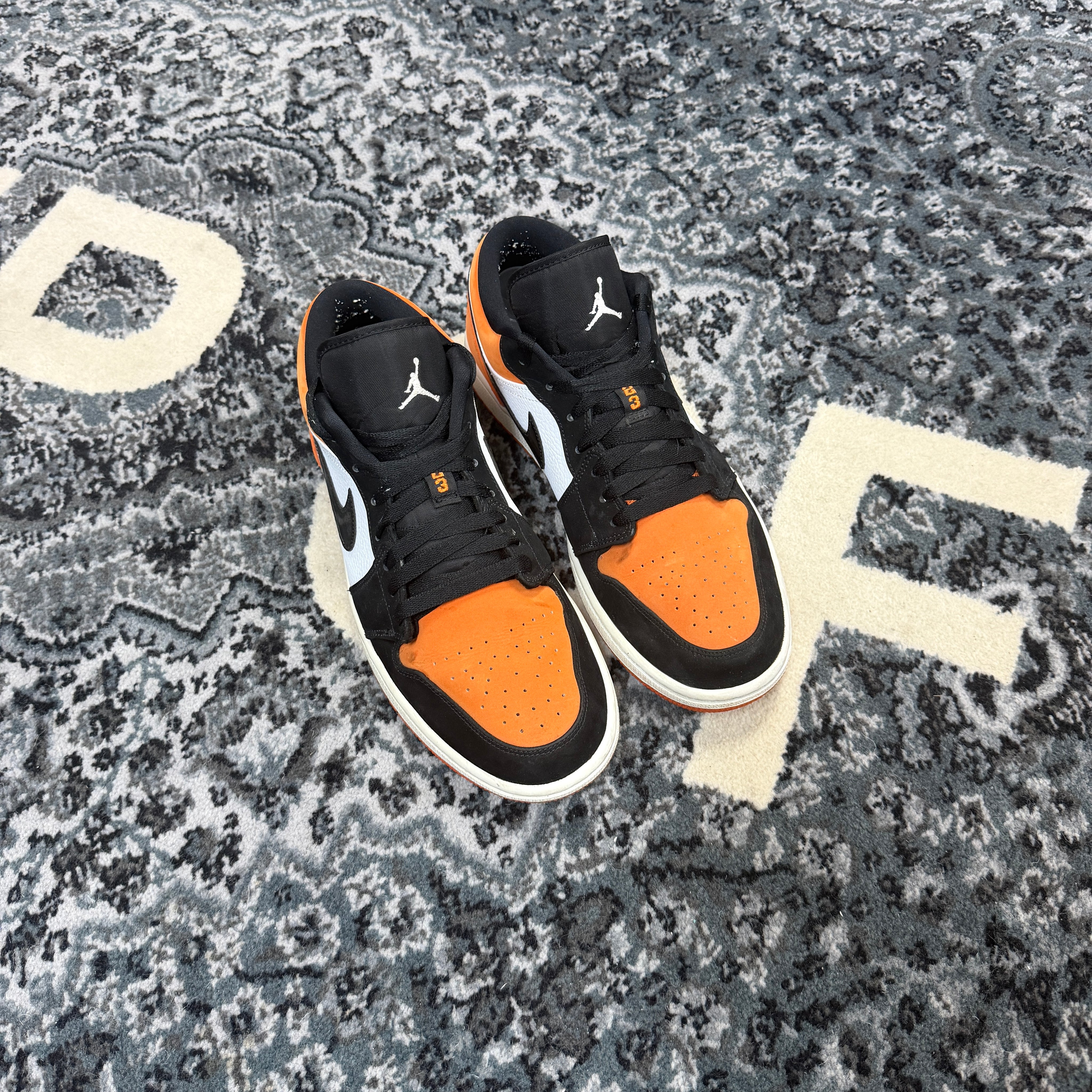 Jordan 1 Low Shattered Backboard (Preowned)