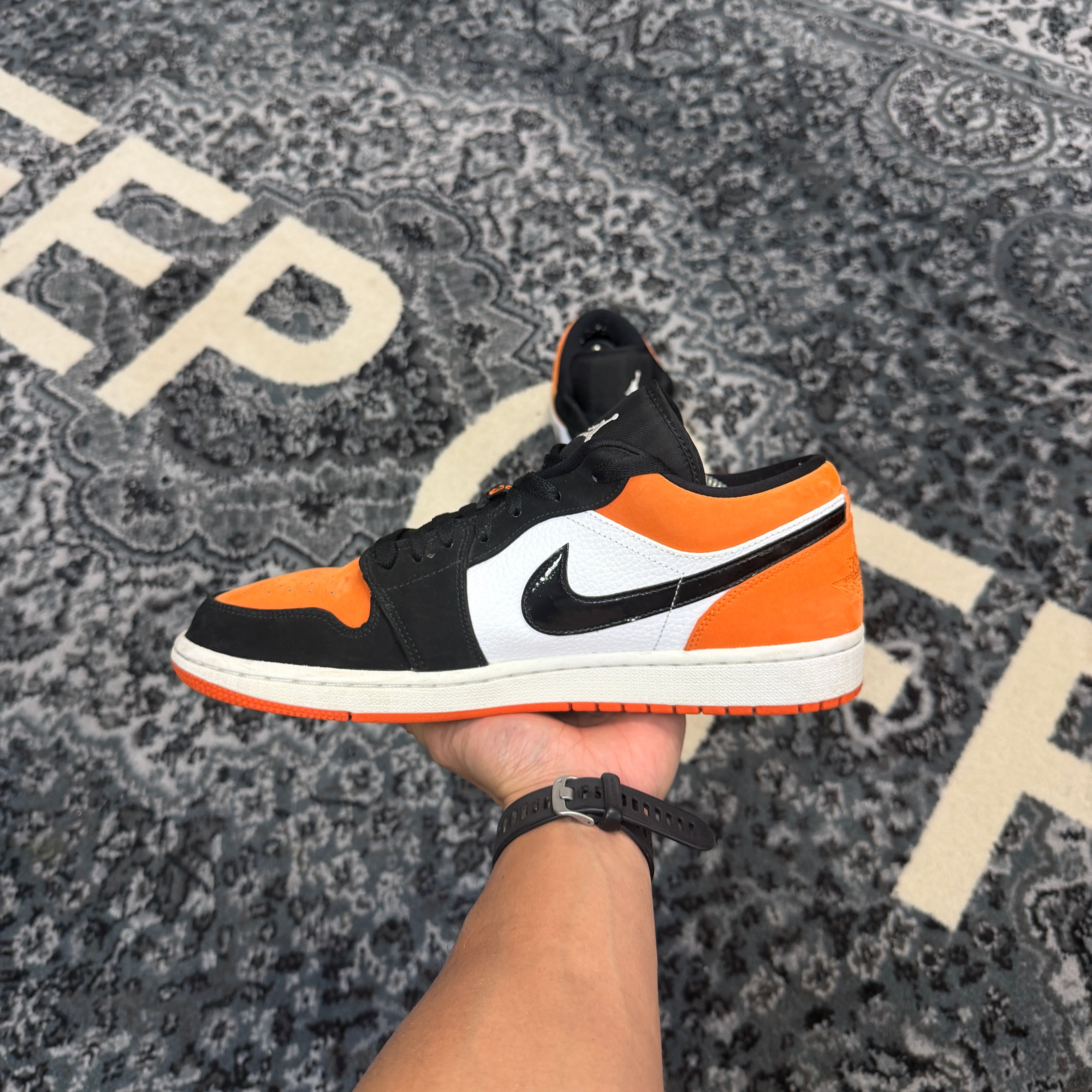 Jordan 1 Low Shattered Backboard (Preowned)