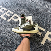 Jordan 1 Retro Low OG SP Travis Scott Medium Olive (Preowned)