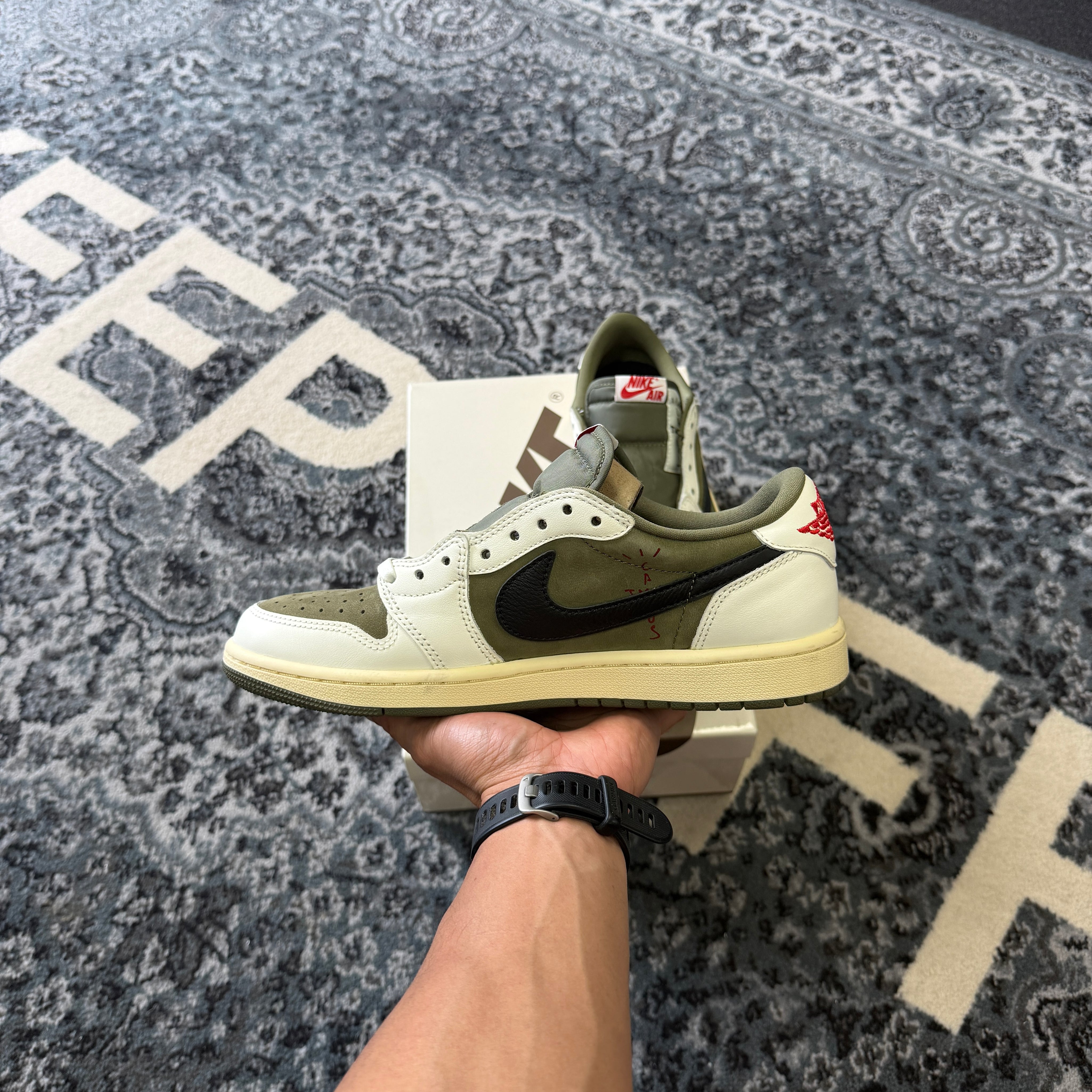 Jordan 1 Retro Low OG SP Travis Scott Medium Olive (Preowned)