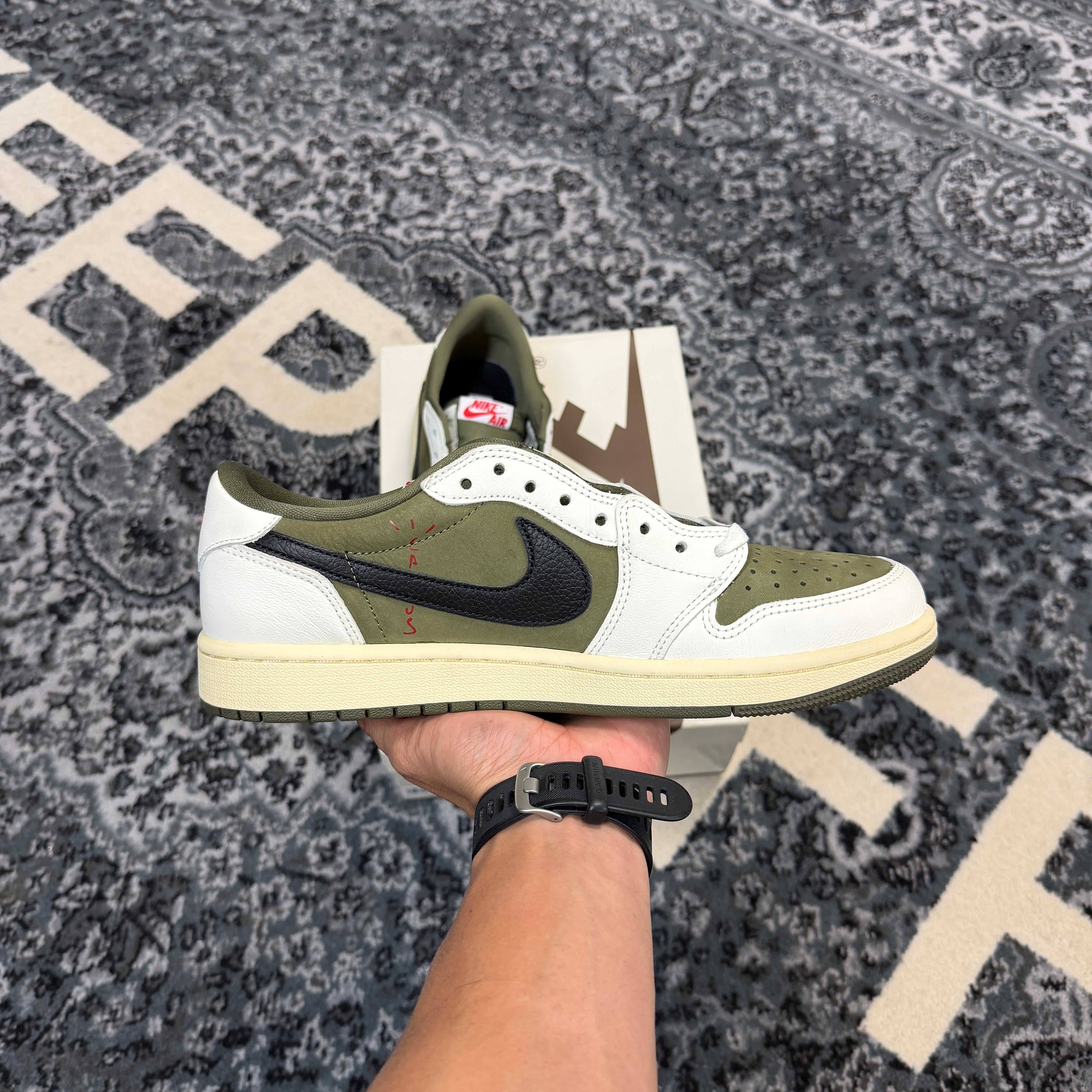 Jordan 1 Retro Low OG SP Travis Scott Medium Olive (Preowned)