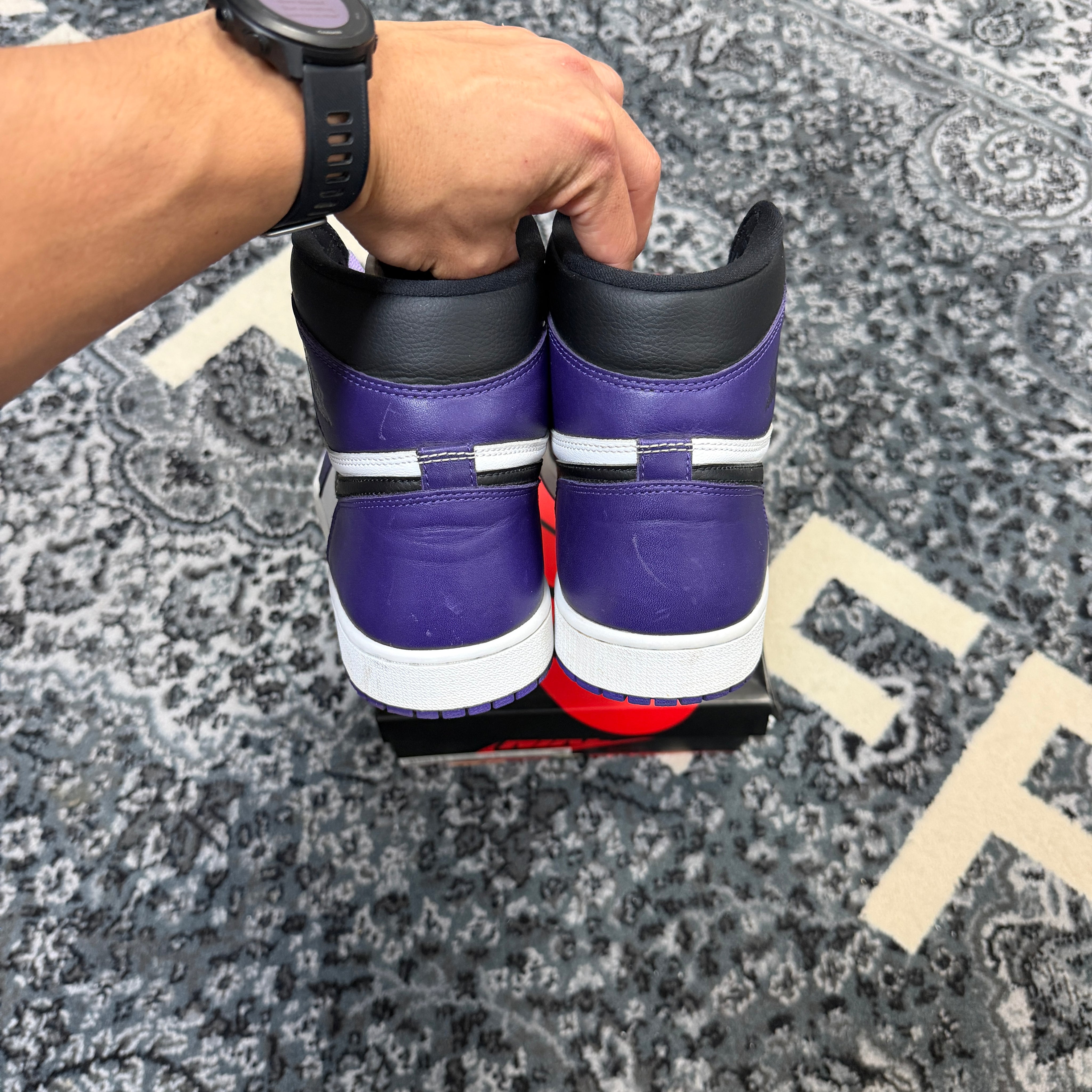 Jordan 1 Retro High Court Purple White (Preowned)