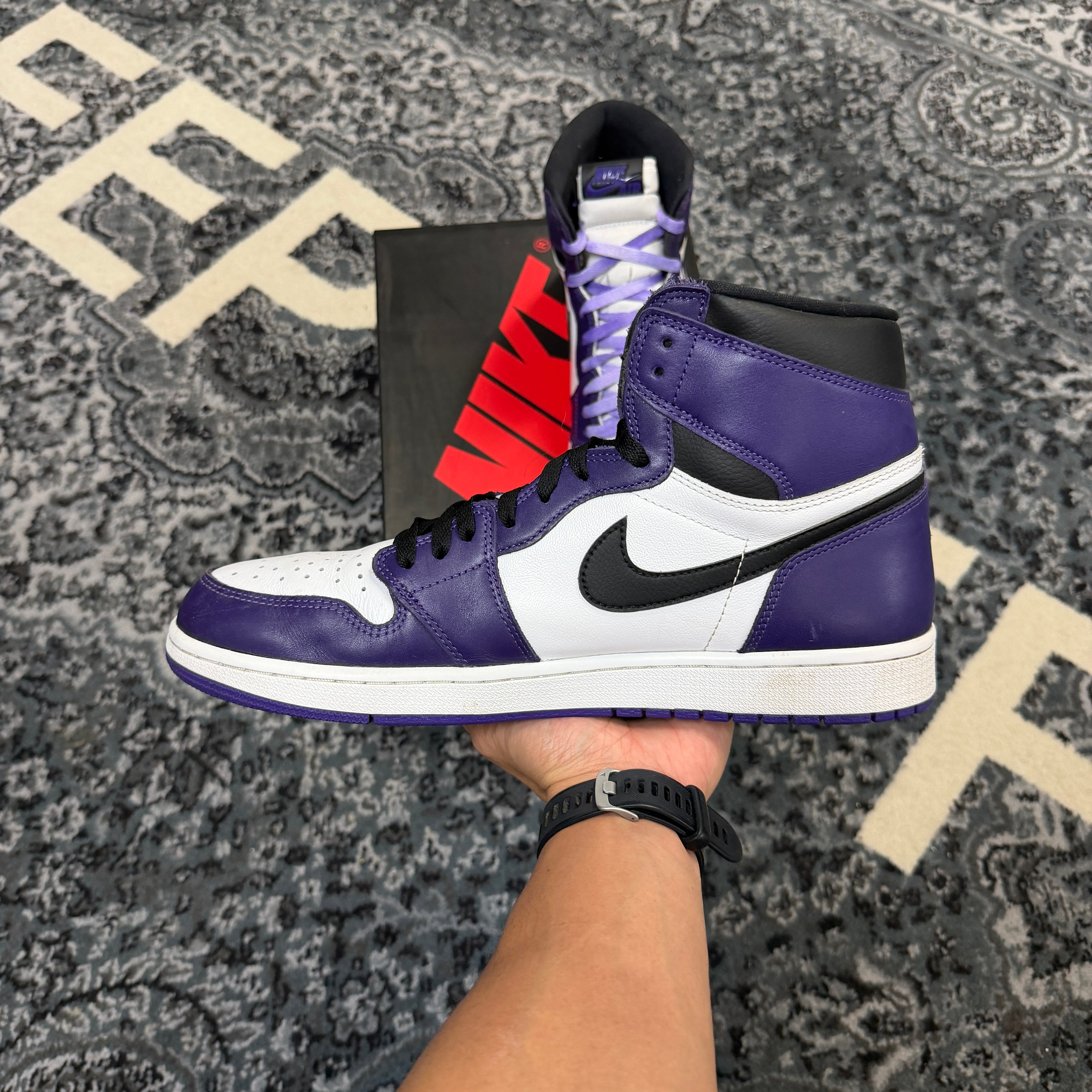 Jordan 1 Retro High Court Purple White (Preowned)